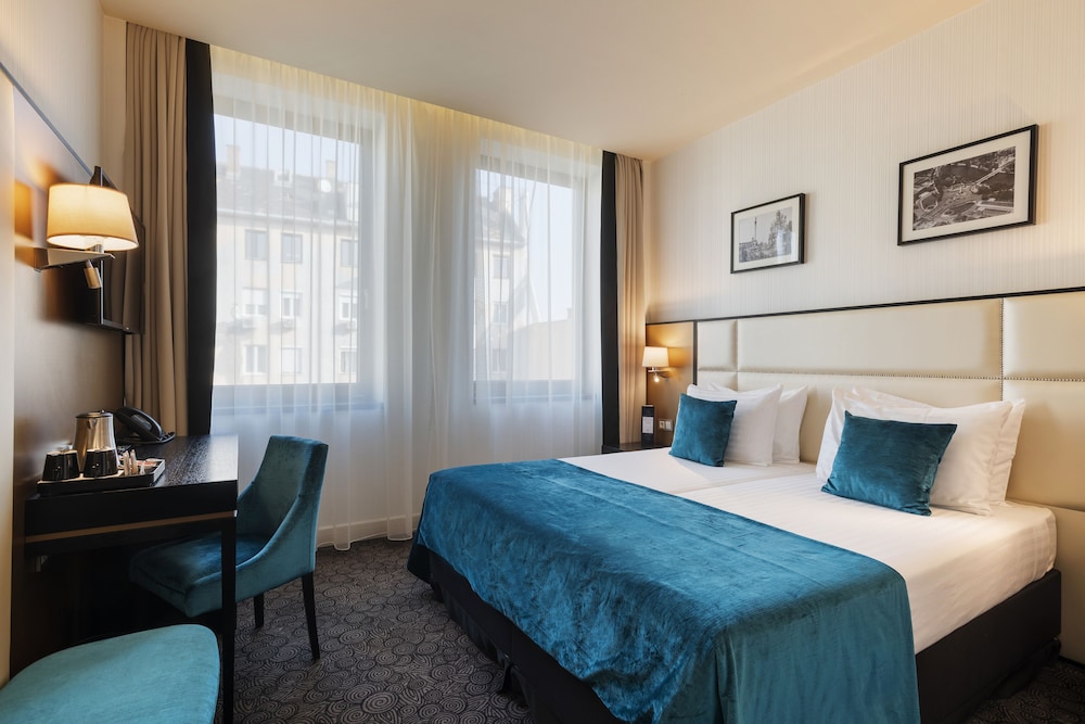 Habitación estándar, habitaciones comunicadas del hotel Eurostars Danube Budapest. Foto 5