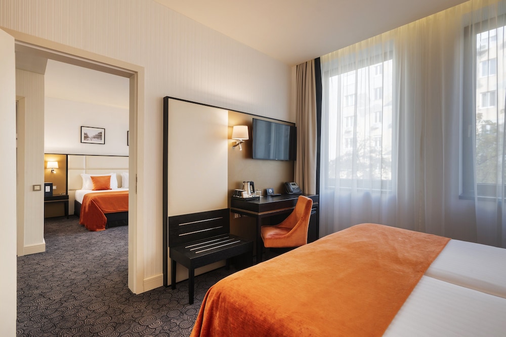 Habitación estándar, habitaciones comunicadas del hotel Eurostars Danube Budapest. Foto 6
