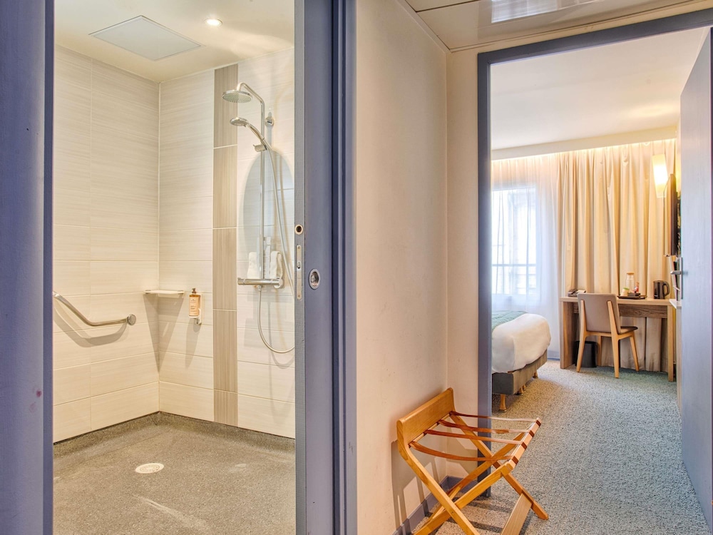 Habitación clásica accesible con 1 cama doble del hotel Mercure Trouville-sur-mer