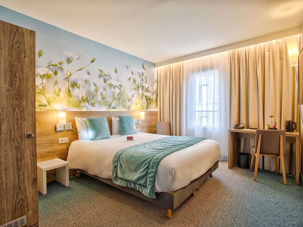 Habitación clásica accesible con 1 cama doble del hotel Mercure Trouville-sur-mer. Foto 1