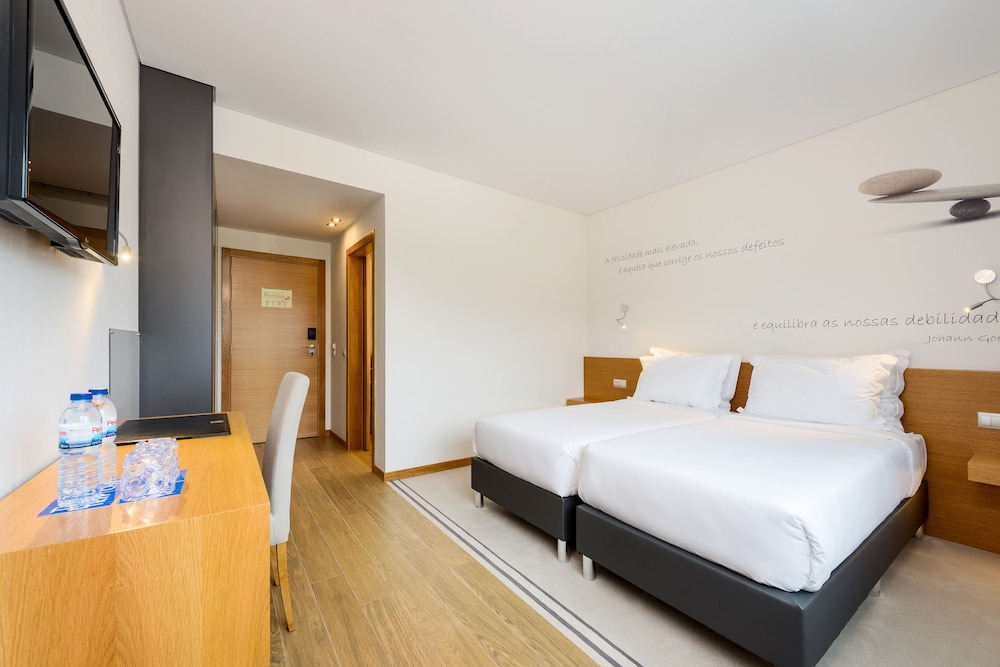 Habitación Deluxe, 1 cama individual, no fumadores del hotel Tryp By Wyndham Leiria. Foto 1