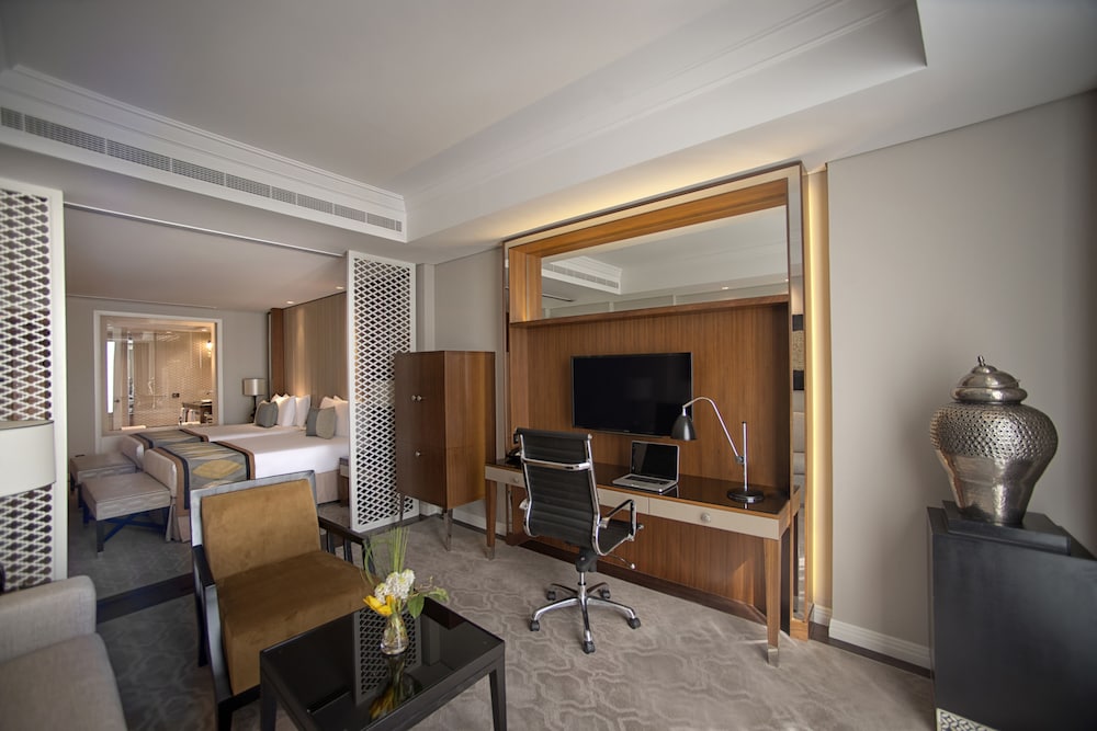 Habitación familiar, 2 camas individuales, vistas a la ciudad (Luxury) del hotel Taj Dubai. Foto 3