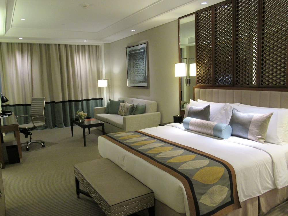 Habitación familiar, 1 cama King, vistas a la ciudad (Lujo) del hotel Taj Dubai. Foto 2