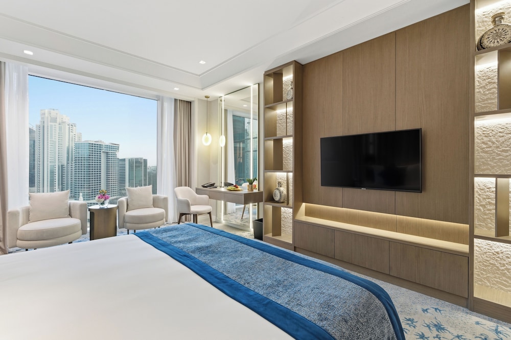 Habitación, 1 cama de matrimonio grande (Downtown View) del hotel Taj Dubai. Foto 2