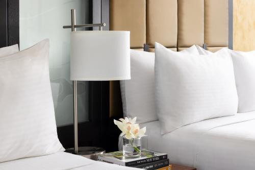 Habitación Superior con 2 camas dobles del hotel Millennium Hotel Broadway Times Square. Foto 3