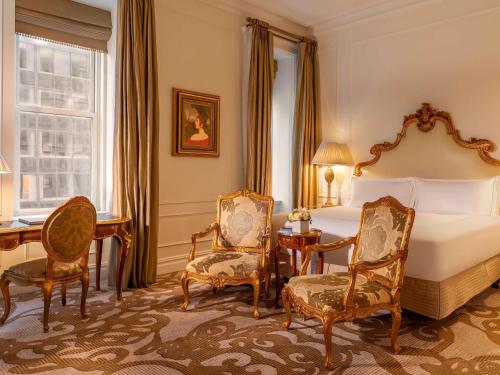 Habitación Doble Deluxe adaptada para personas de movilidad reducida - 1 cama extragrande del hotel The Plaza