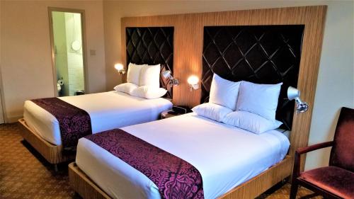 Alojamiento Silver con 2 camas dobles del hotel Night Broadway