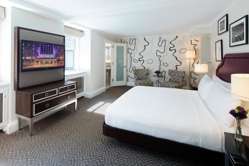 Estudio Habitación más grande - 1 cama extragrande del hotel The Lexington , Autograph Collection. Foto 1