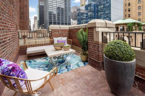 Suite de 2 dormitorios con balcón del hotel The Lexington , Autograph Collection. Foto 1