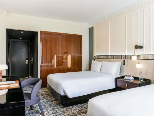 Habitación Doble Superior con 2 camas grandes del hotel Sofitel New York. Foto 4