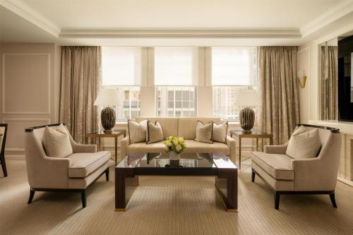 Suite Premier de 1 dormitorio del hotel Waldorf Astoria New York