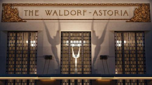Suite Manhattan del hotel Waldorf Astoria New York. Foto 2