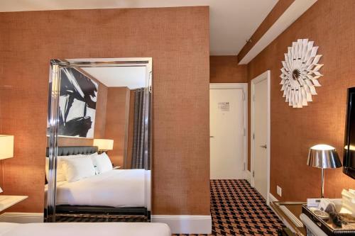 Habitación Doble Estándar del hotel Ameritania Times Square. Foto 4