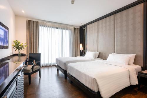 Habitación Doble Superior - 2 camas del hotel Mövenpick Sukhumvit 15 Bangkok. Foto 7