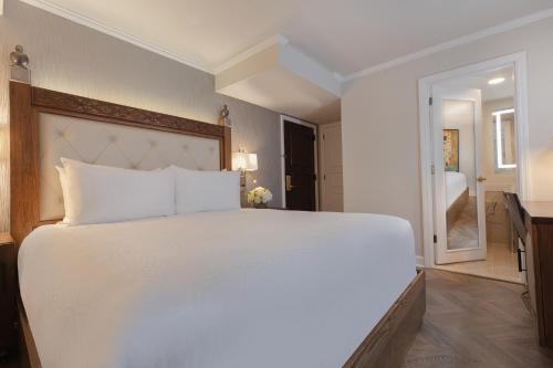 Habitación Luxe con cama doble extra grande del hotel Westgate New York Grand Central. Foto 2