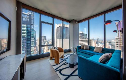 Suite con vistas al perfil urbano - 1 cama extragrande - Adaptada para personas con discapacidad auditiva del hotel Tempo By Hilton New York Times Square. Foto 6