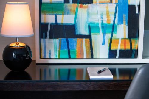 Habitación King con vistas a Central Park – Planta inferior del hotel Jw Marriott Essex House New York. Foto 2