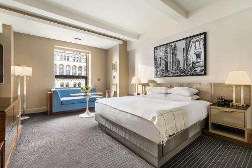 Habitación Deluxe con cama extragrande del hotel Hyatt Grand Central New York. Foto 5