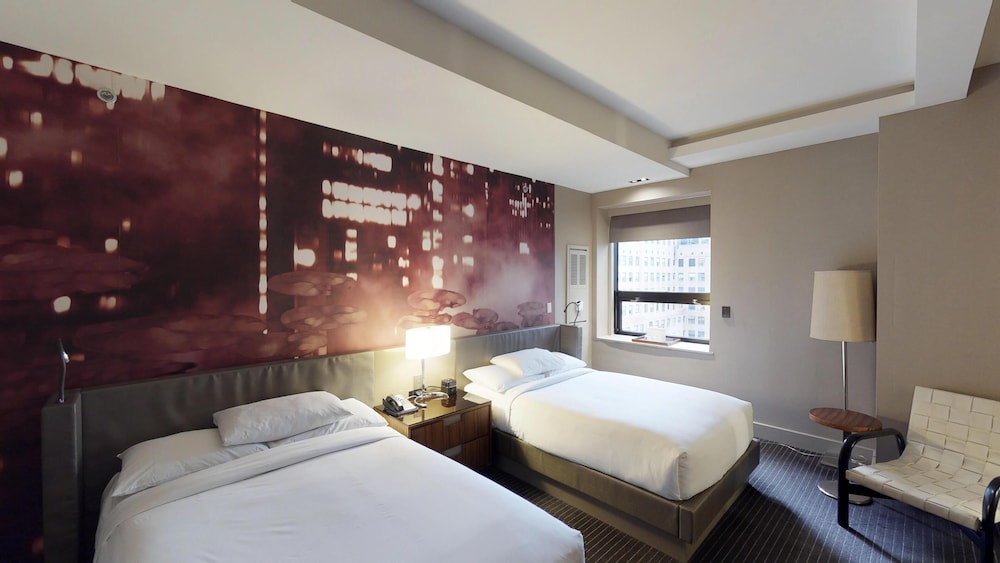 Habitación, 2 camas dobles del hotel Hyatt Grand Central New York. Foto 4