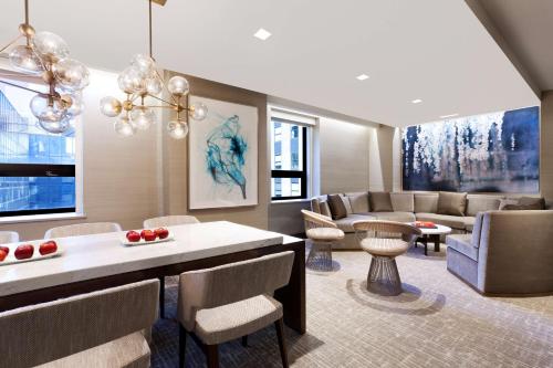 Suite Presidencial del hotel Hyatt Grand Central New York. Foto 7