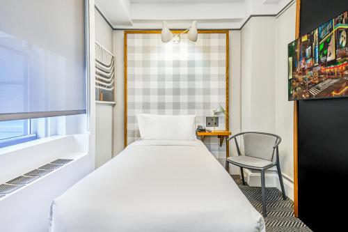 Habitación Individual del hotel Paramount. Foto 2