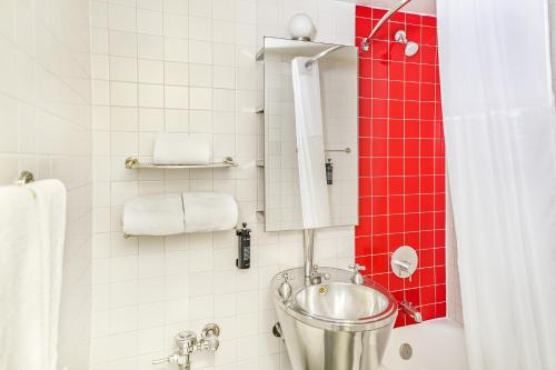 Cuádruple Privada del hotel Paramount. Foto 4