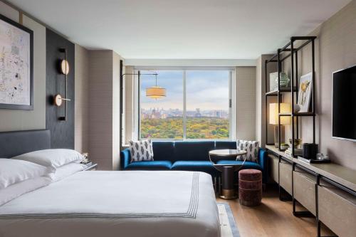 Habitación con cama extragrande y vistas al parque - Planta alta del hotel Thompson Central Park - New York. Foto 3