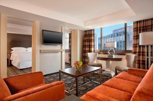 Suite Executive, 1 dormitorio, 1 cama extragrande, sofá cama del hotel Sheraton New York Times Square