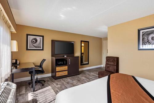 Habitación - No fumadores - Cama grande del hotel Best Western Plus Newark Airport West