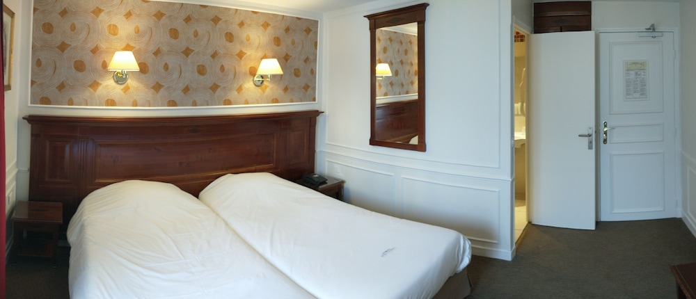 Habitación con 2 camas individuales del hotel Touring