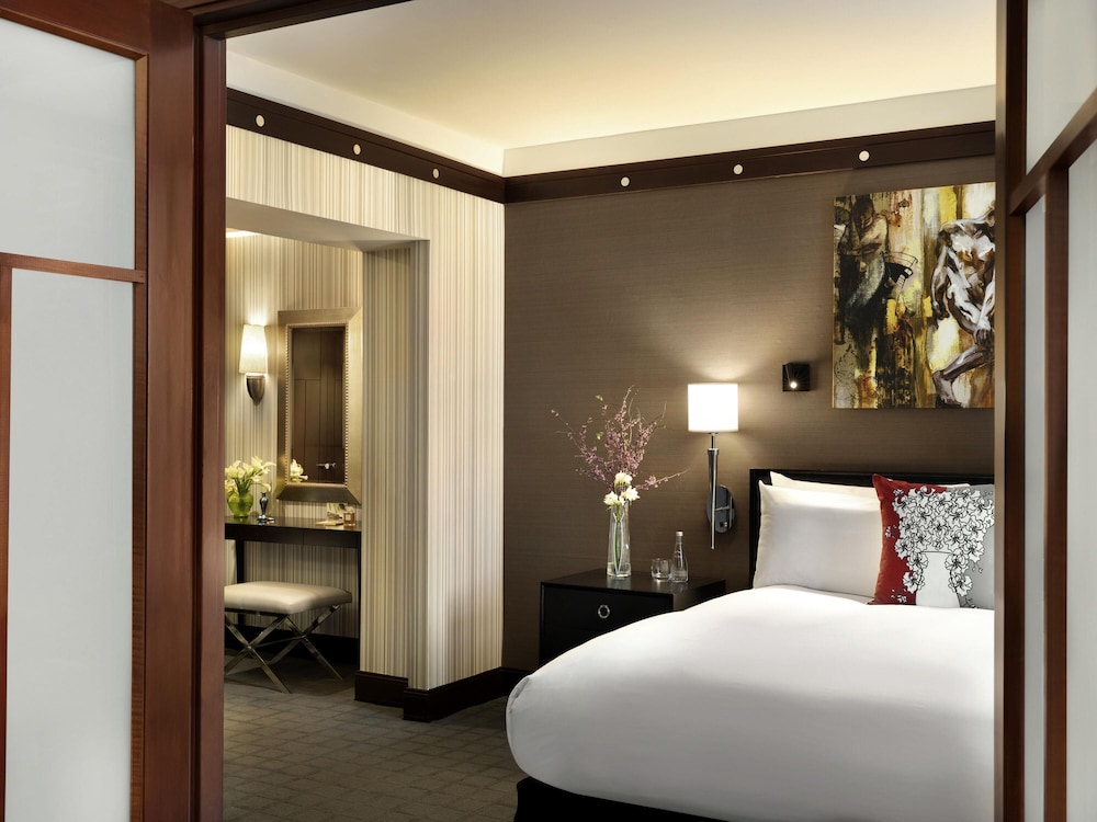 SUITE DE LUJO DE 1 DORMITORIO, 1 Cama King, Salón Independiente con Sofá Cama, 45 m² - 490 ft² del hotel Sofitel Philadelphia At Rittenhouse Square