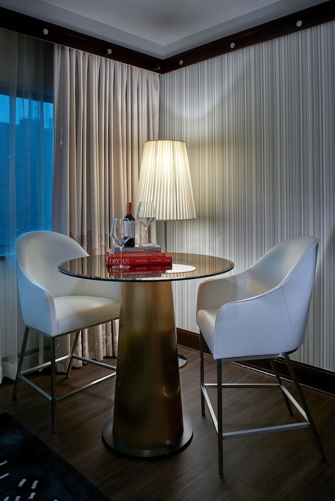 HABITACIÓN SUPERIOR 2 QUEEN, 36 m² - 390 ft² del hotel Sofitel Philadelphia At Rittenhouse Square. Foto 5