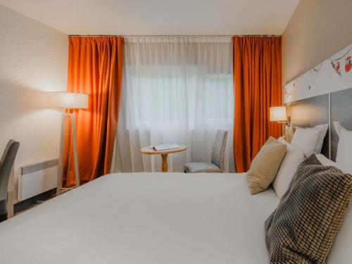 Habitación Doble Clásica del hotel Mercure Annecy Sur. Foto 3