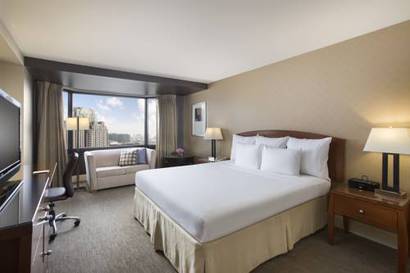 Suite Junior Deluxe con vistas - 1 cama extragrande del hotel Parc 55 San Francisco - A Hilton. Foto 3