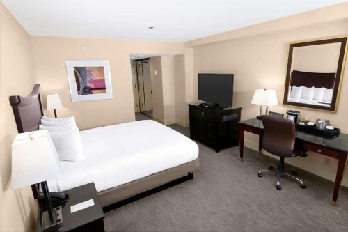 Cama extragrande del hotel Parc 55 San Francisco - A Hilton