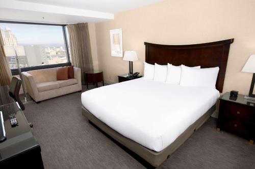 Habitación Deluxe con vistas - 1 cama extragrande del hotel Parc 55 San Francisco - A Hilton. Foto 3
