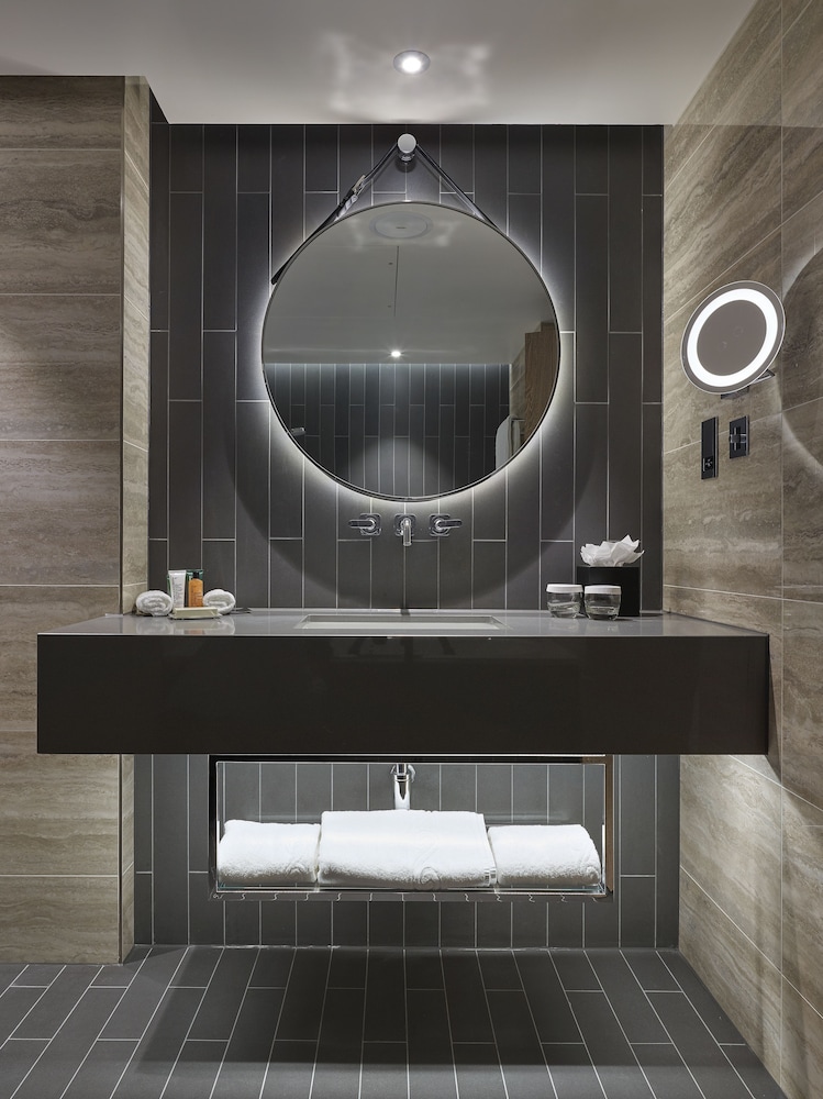 Habitación ejecutiva, 1 cama king - Acceso al salón del hotel Hilton London Bankside. Foto 3