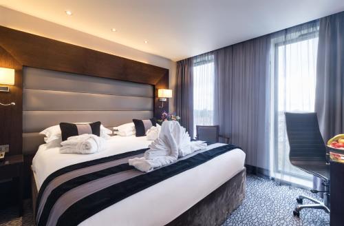 Habitación Doble Club del hotel Park Grand London Heathrow