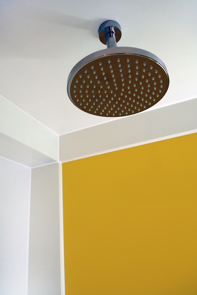 Habitación estándar doble del hotel The Corner London City. Foto 9