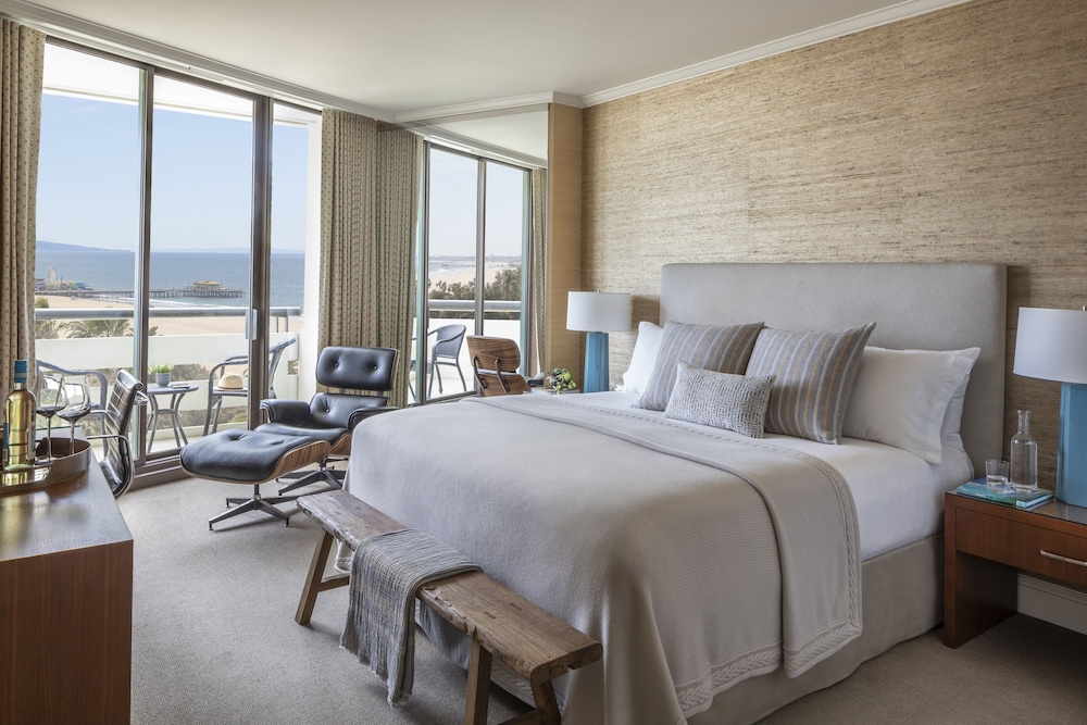 Habitación Premier, 1 cama de matrimonio grande, balcón, vistas al mar del hotel Fairmont Miramar and Bungalows