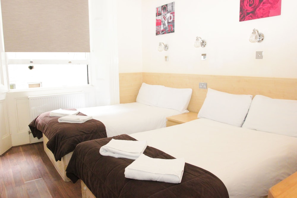 Habitación cuádruple del hotel Tony's House. Foto 1