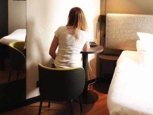 Habitación Individual Estándar del hotel Ibis Lille Centre Grand Place. Foto 5