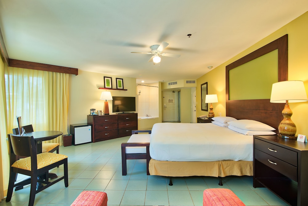 JR Honeymoon Suite del hotel Fiesta Resort Central Pacific - All Inclusive