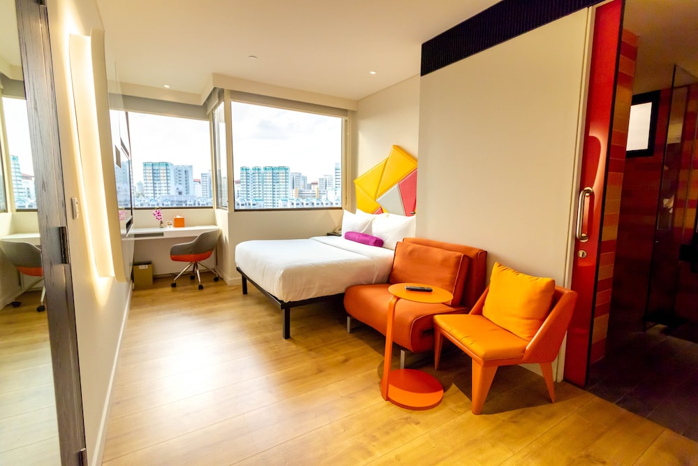 1 cama doble y 1 sofá - cama del hotel Ibis Styles Singapore On Macpherson. Foto 5