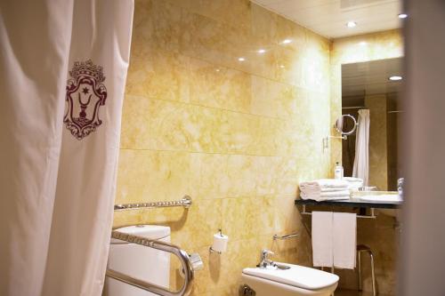 Habitación Doble (1 o 2 personas) del hotel Sercotel Palacio De Tudemir. Foto 5
