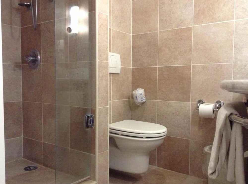 Habitación estándar, 1 cama de matrimonio del hotel Ibis México Alameda. Foto 3