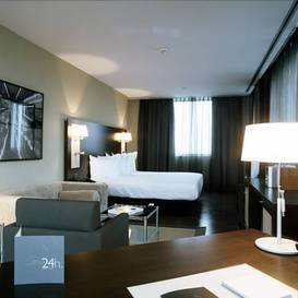 Suite Suite del hotel Leonardo Royal Barcelona Forum. Foto 1