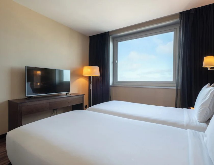 Suite del hotel Leonardo Royal Barcelona Forum. Foto 4