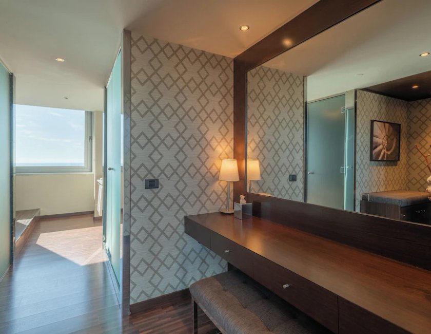 Suite del hotel Leonardo Royal Barcelona Forum. Foto 11