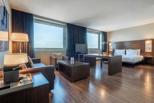 Suite Junior del hotel Leonardo Royal Barcelona Forum